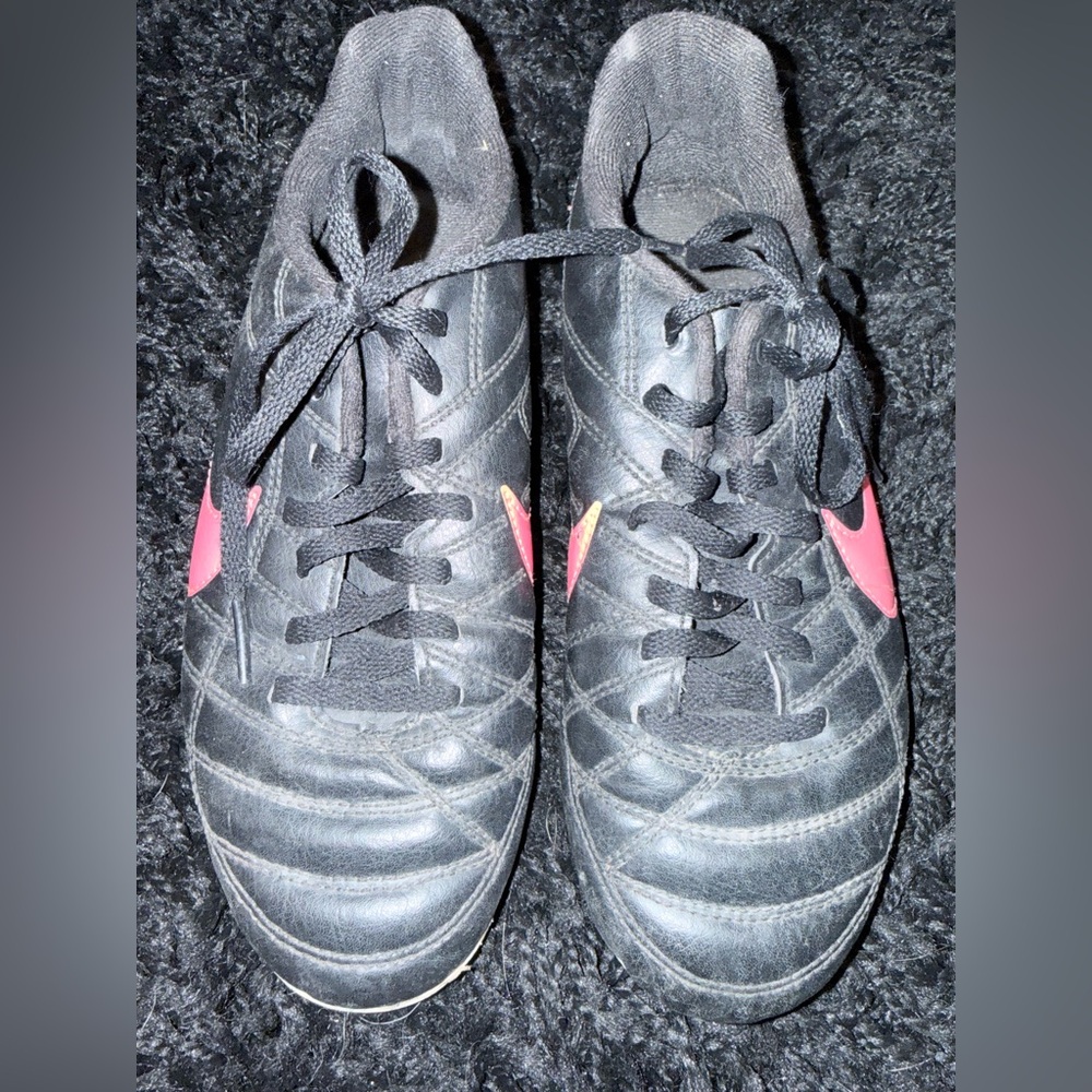 Nike Kids cleats Black with Pink Accents